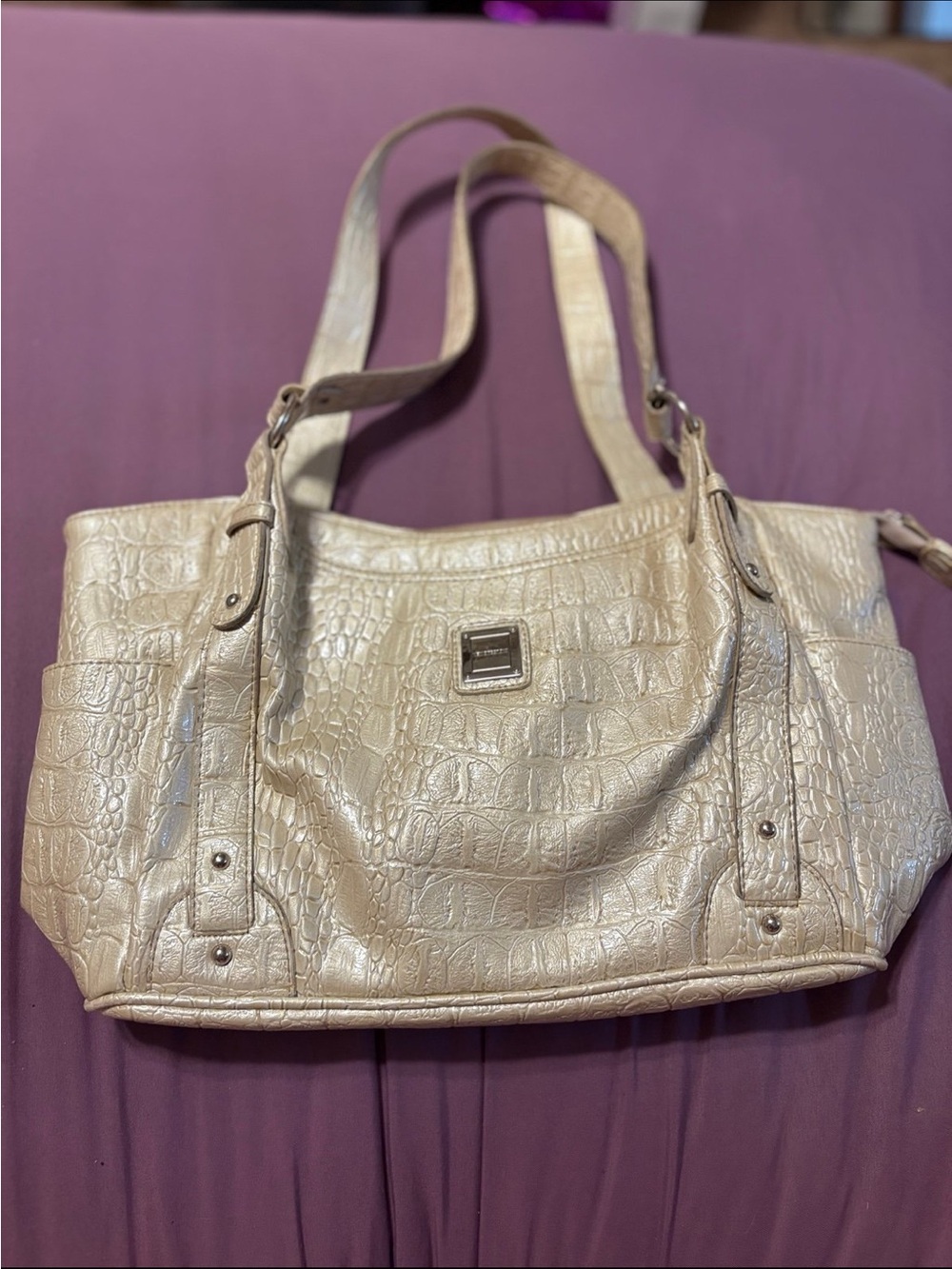 Croc-Embossed Cream Tote Shoulder Bag